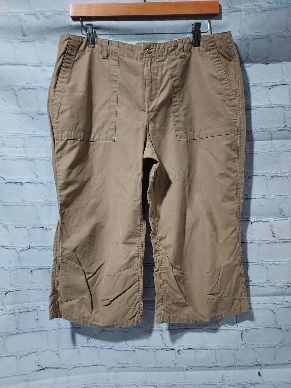 Y2K Horny Toad 10 Capri Pants Nylon Blend Gorpcore Utility Embroidered Outdoors